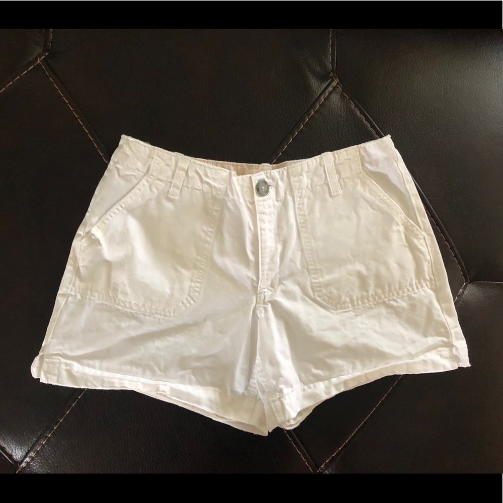 White shorts, size 6